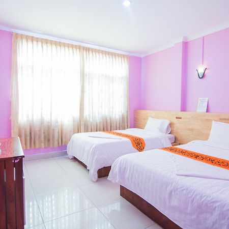 Kim Guesthouse Phnom Penh Exterior photo